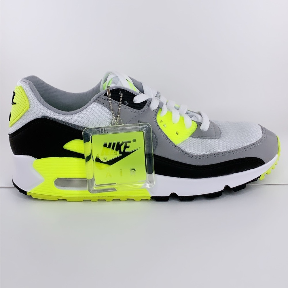Men’s Nike Air Max 90